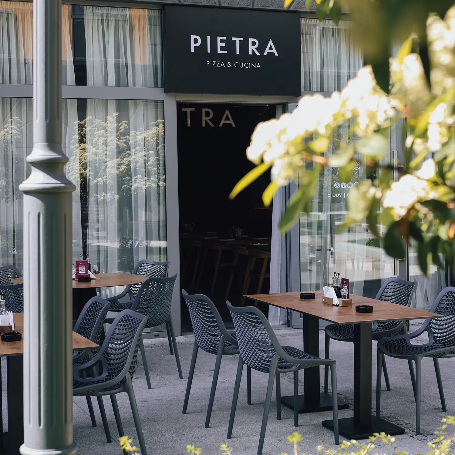Pizzeria Pietra, West65